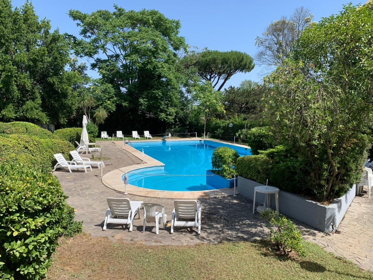 Penthouse Aureliana Attico Con Piscina A Roma Exterior foto
